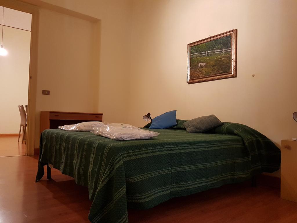 Piazza Politeama Apartment Palermo Exterior photo